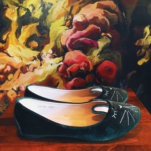 T.U.K. Green Velvet Bunny Flats Size 7 ADORBS